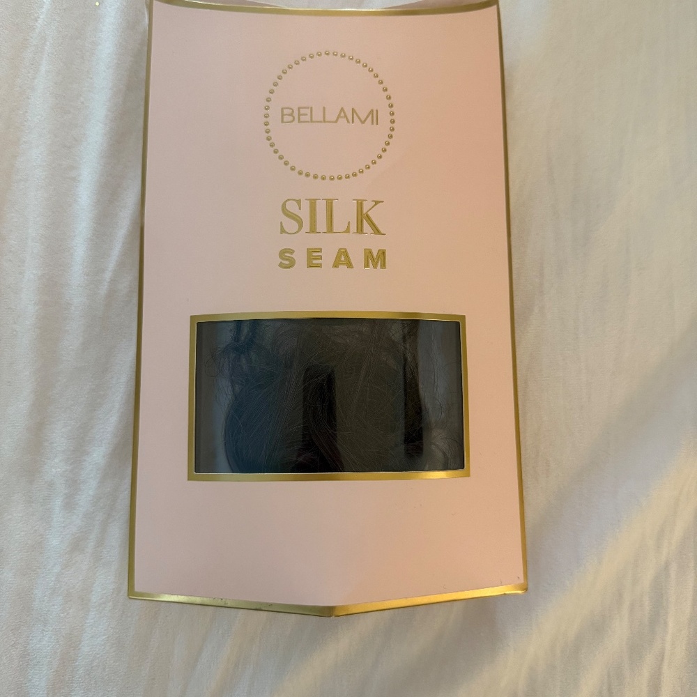 BELLAMI Silk Seam 140g 18" Walnut Brown Hair Clip In Extensions